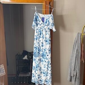 Elegant Blue Floral Maxi Dress